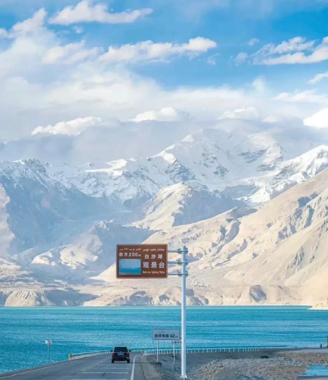 环游带父母去新疆16天路线环游跟小团开元棋牌带父母去新疆16日小团行程(图2)